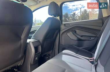 Внедорожник / Кроссовер Ford Escape 2014 в 