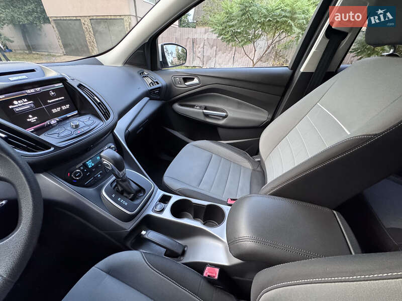 Позашляховик / Кросовер Ford Escape 2012 в Києві