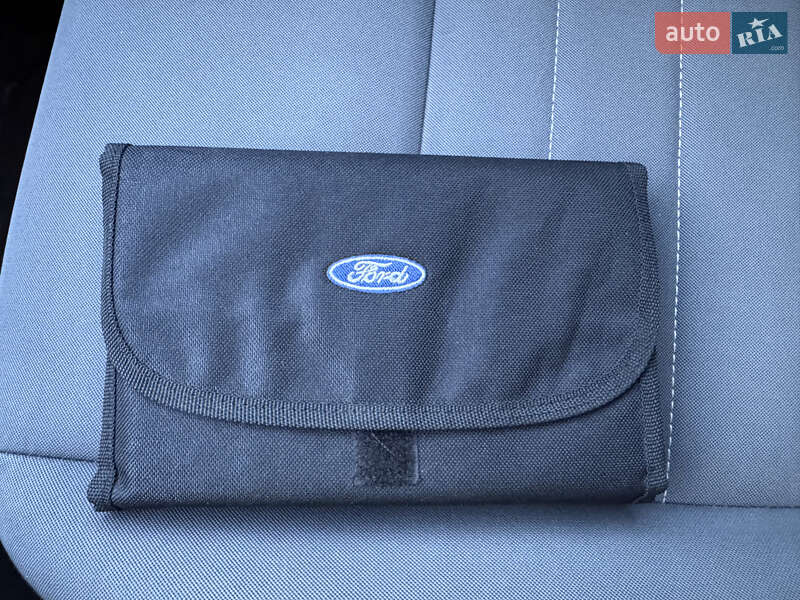 Позашляховик / Кросовер Ford Escape 2012 в Києві