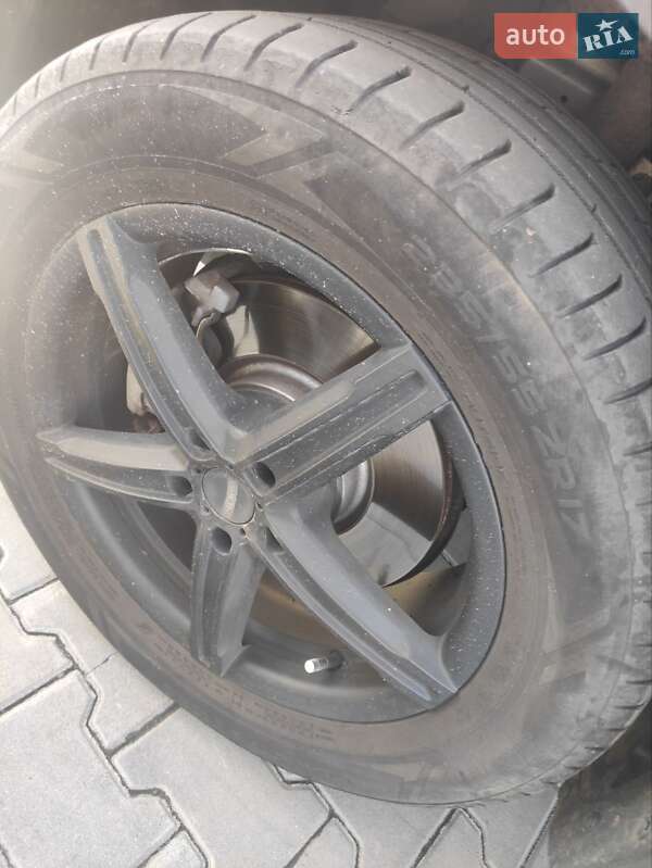 Внедорожник / Кроссовер Ford Escape 2017 в Луцке