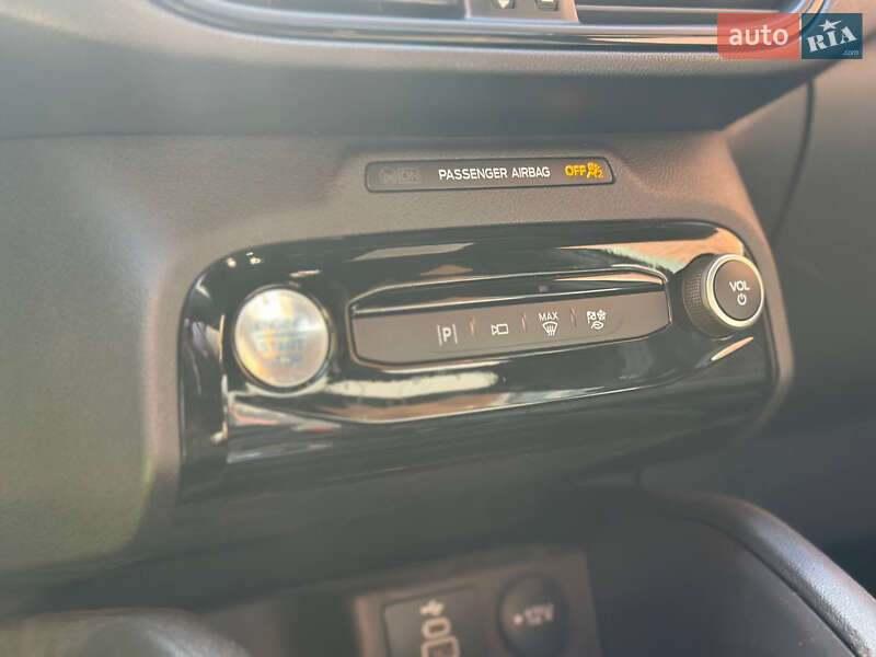 Внедорожник / Кроссовер Ford Escape 2024 в Киеве фото 18 Внедорожник / Кроссовер Ford Escape 2024 в Киеве