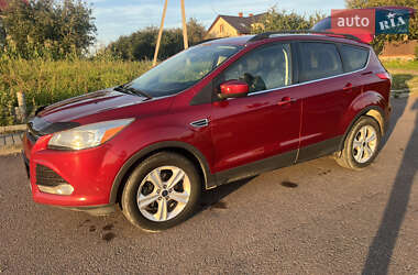 Позашляховик / Кросовер Ford Escape 2015 в Золочеві