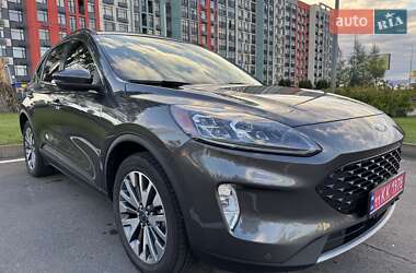 Внедорожник / Кроссовер Ford Escape 2020 в Киеве