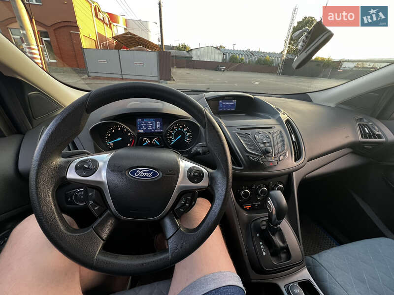 Внедорожник / Кроссовер Ford Escape 2014 в Черкассах