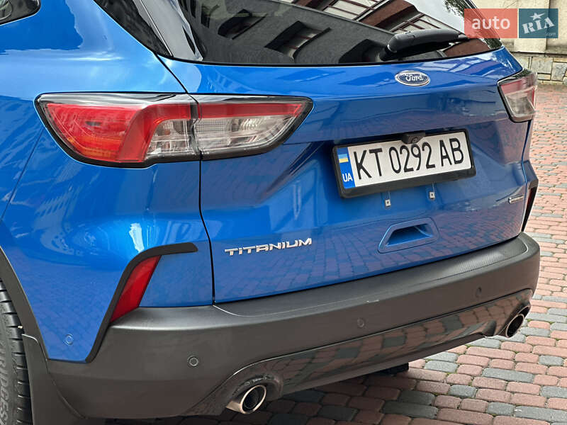Внедорожник / Кроссовер Ford Escape 2020 в Ивано-Франковске