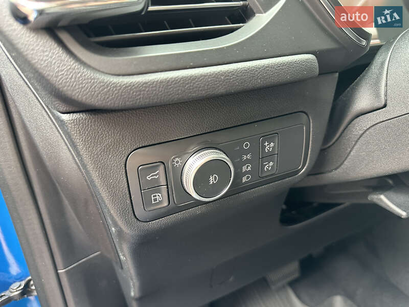 Внедорожник / Кроссовер Ford Escape 2020 в Ивано-Франковске