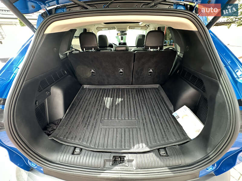 Внедорожник / Кроссовер Ford Escape 2020 в Ивано-Франковске