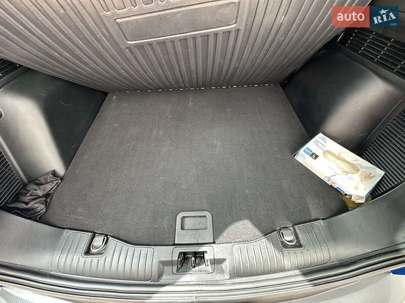 Внедорожник / Кроссовер Ford Escape 2020 в Ивано-Франковске