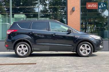 Внедорожник / Кроссовер Ford Escape 2015 в 