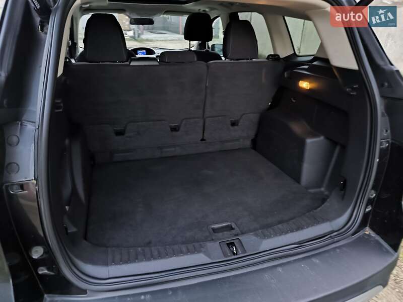 Внедорожник / Кроссовер Ford Escape 2012 в Чернигове