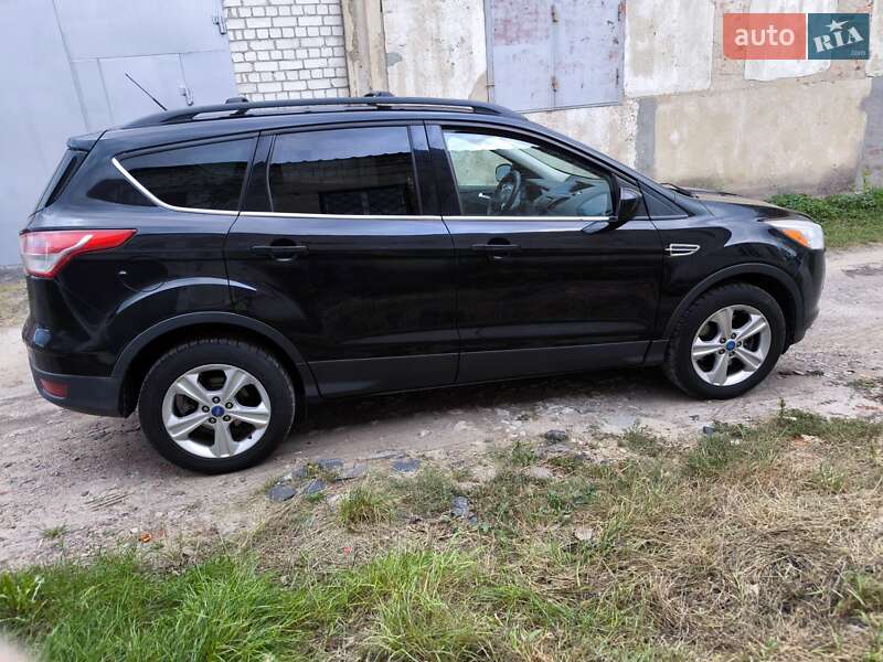 Внедорожник / Кроссовер Ford Escape 2012 в Чернигове