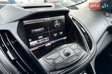 Внедорожник / Кроссовер Ford Escape 2014 в 