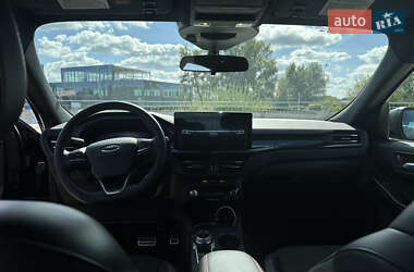 Внедорожник / Кроссовер Ford Escape 2023 в 