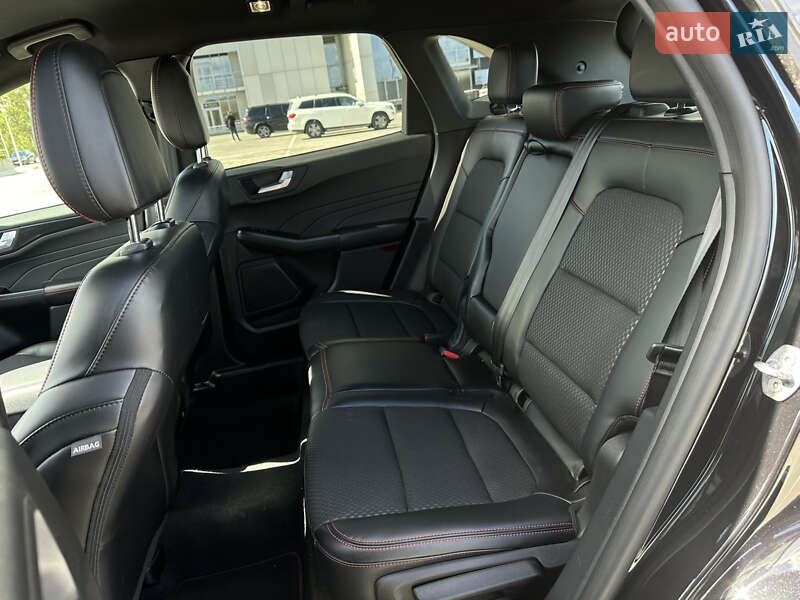 Внедорожник / Кроссовер Ford Escape 2023 в Киеве