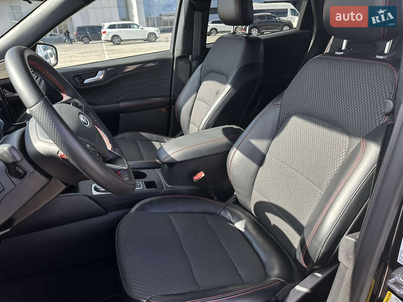 Внедорожник / Кроссовер Ford Escape 2023 в Киеве