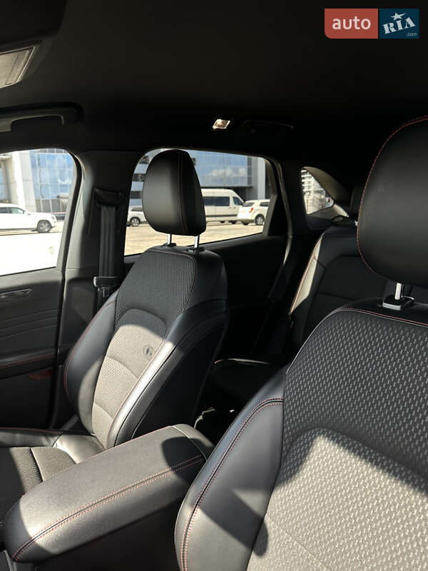 Внедорожник / Кроссовер Ford Escape 2023 в Киеве