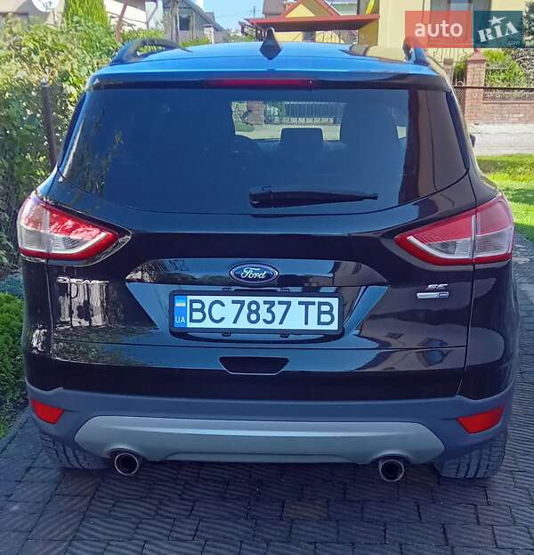 Внедорожник / Кроссовер Ford Escape 2012 в Пустомытах