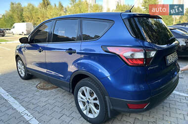 Внедорожник / Кроссовер Ford Escape 2017 в 