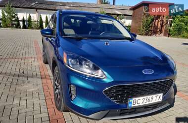 Позашляховик / Кросовер Ford Escape 2019 в Золочеві