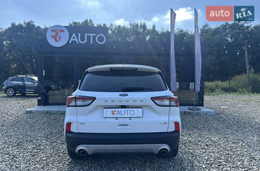 Внедорожник / Кроссовер Ford Escape 2020 в 