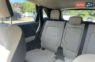 Внедорожник / Кроссовер Ford Escape 2020 в 