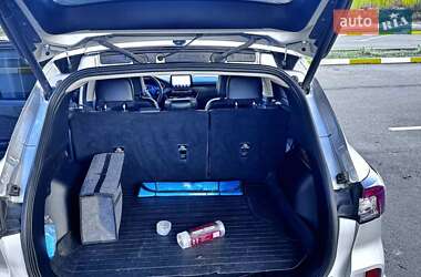 Внедорожник / Кроссовер Ford Escape 2020 в 