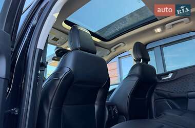 Внедорожник / Кроссовер Ford Escape 2020 в 
