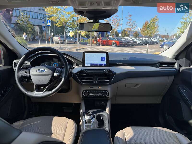 Внедорожник / Кроссовер Ford Escape 2021 в Киеве