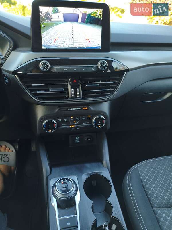 Внедорожник / Кроссовер Ford Escape 2023 в Запорожье