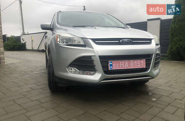 Внедорожник / Кроссовер Ford Escape 2014 в 