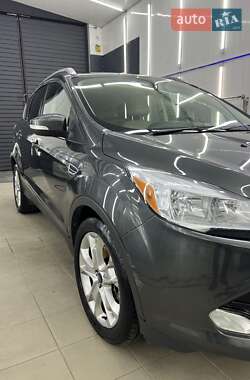Внедорожник / Кроссовер Ford Escape 2015 в 