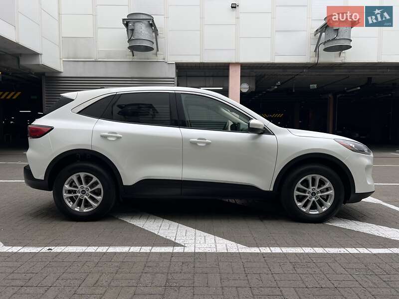 Внедорожник / Кроссовер Ford Escape 2020 в Киеве фото 14 Внедорожник / Кроссовер Ford Escape 2020 в Киеве