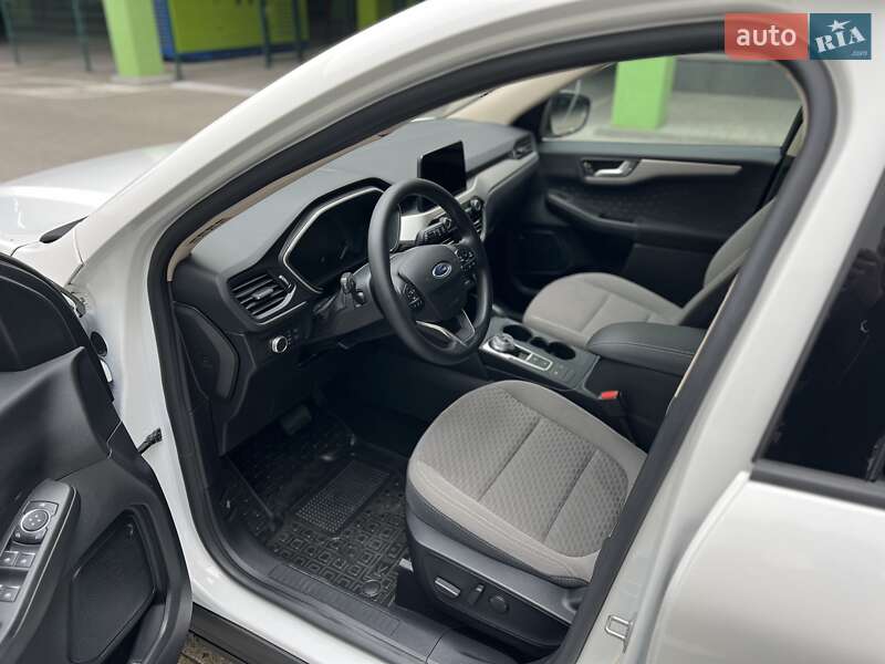 Внедорожник / Кроссовер Ford Escape 2020 в Киеве фото 21 Внедорожник / Кроссовер Ford Escape 2020 в Киеве