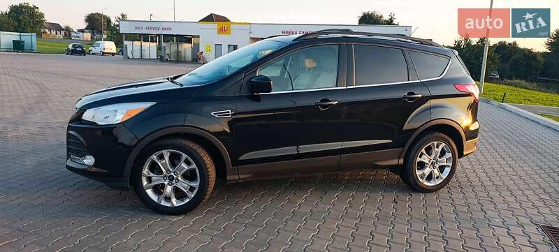 Внедорожник / Кроссовер Ford Escape 2012 в Горохове