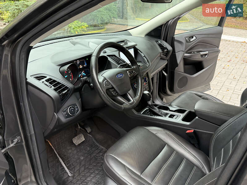Внедорожник / Кроссовер Ford Escape 2016 в Дрогобыче