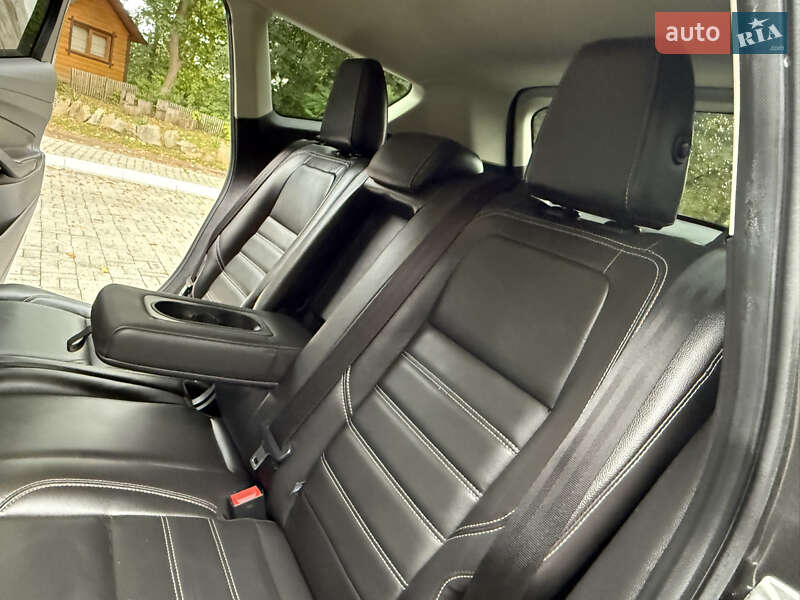 Внедорожник / Кроссовер Ford Escape 2016 в Дрогобыче