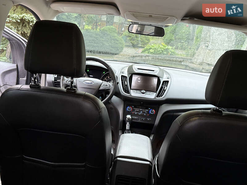Внедорожник / Кроссовер Ford Escape 2016 в Дрогобыче