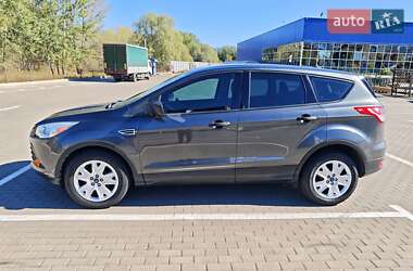 Внедорожник / Кроссовер Ford Escape 2015 в 