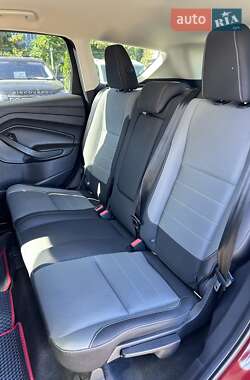 Внедорожник / Кроссовер Ford Escape 2015 в 