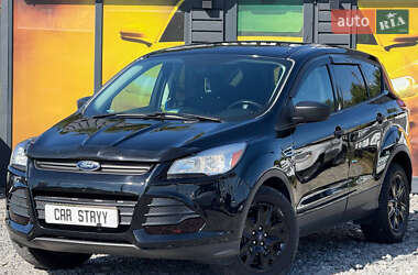 Внедорожник / Кроссовер Ford Escape 2016 в 