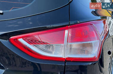 Внедорожник / Кроссовер Ford Escape 2016 в 