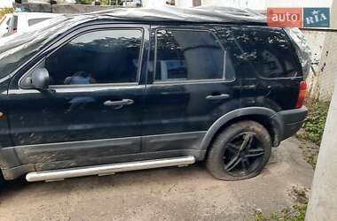 Внедорожник / Кроссовер Ford Escape 2002 в 