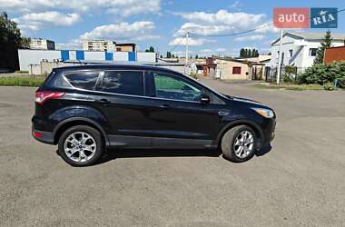 Внедорожник / Кроссовер Ford Escape 2014 в 