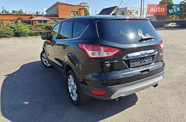 Внедорожник / Кроссовер Ford Escape 2014 в 