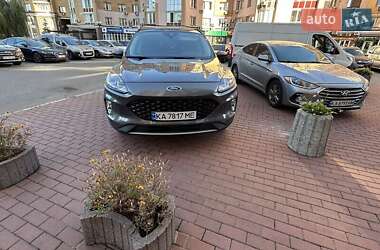 Внедорожник / Кроссовер Ford Escape 2021 в 