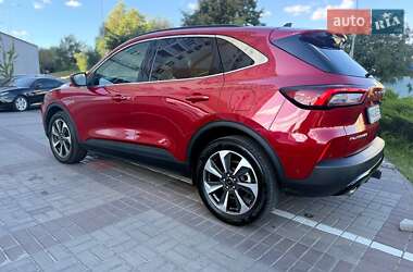 Внедорожник / Кроссовер Ford Escape 2023 в 