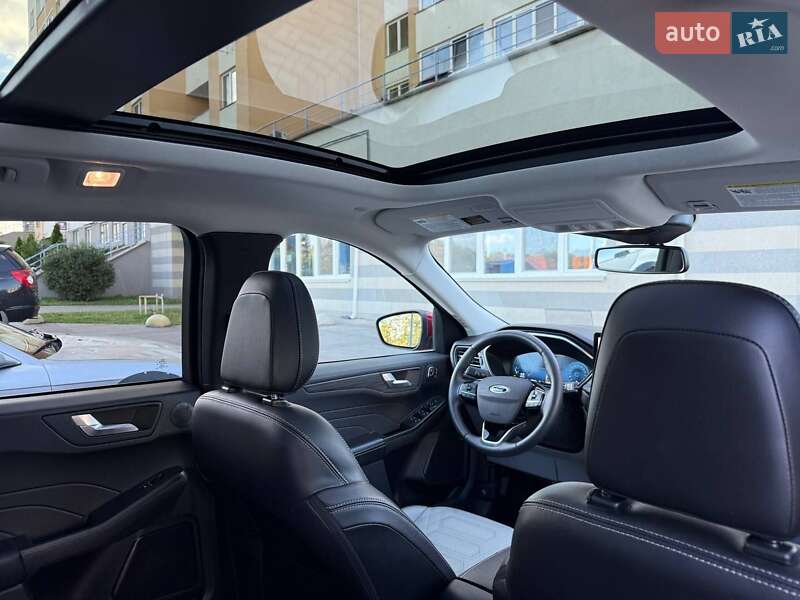 Внедорожник / Кроссовер Ford Escape 2023 в Киеве