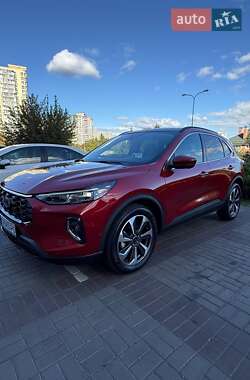 Внедорожник / Кроссовер Ford Escape 2023 в 