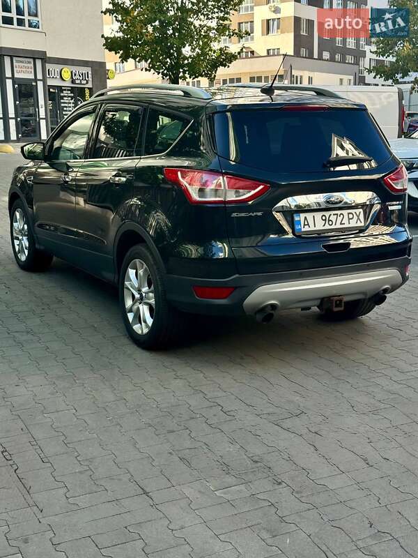 Позашляховик / Кросовер Ford Escape 2015 в Києві