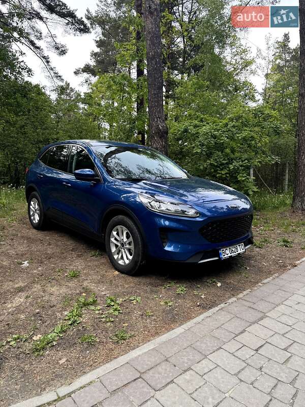 Внедорожник / Кроссовер Ford Escape 2022 в 